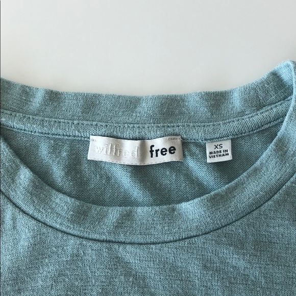 Aritzia Wilfred Free T-shirt - Picture 2 of 6